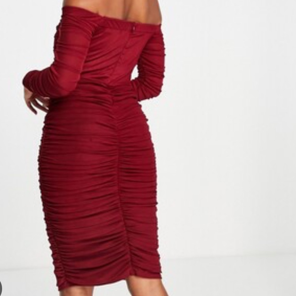 Long sleeve off shoulder ruched midi dress